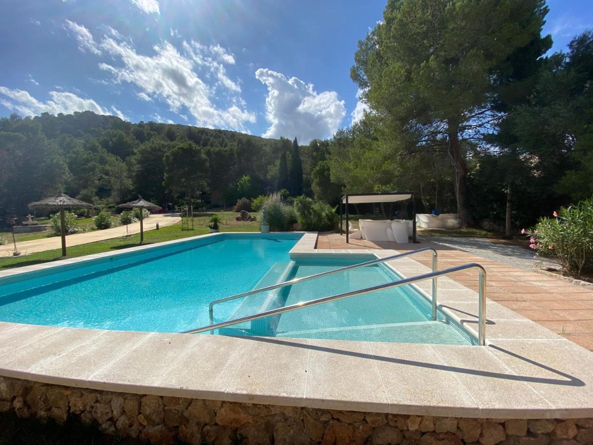 Private Villas Puerto Pollensa For Family Groups, Private Mountain Ideal For Runners, Trailers, Hikers, It Is Approximately 3 Minute Walk From The Beach Extérieur photo